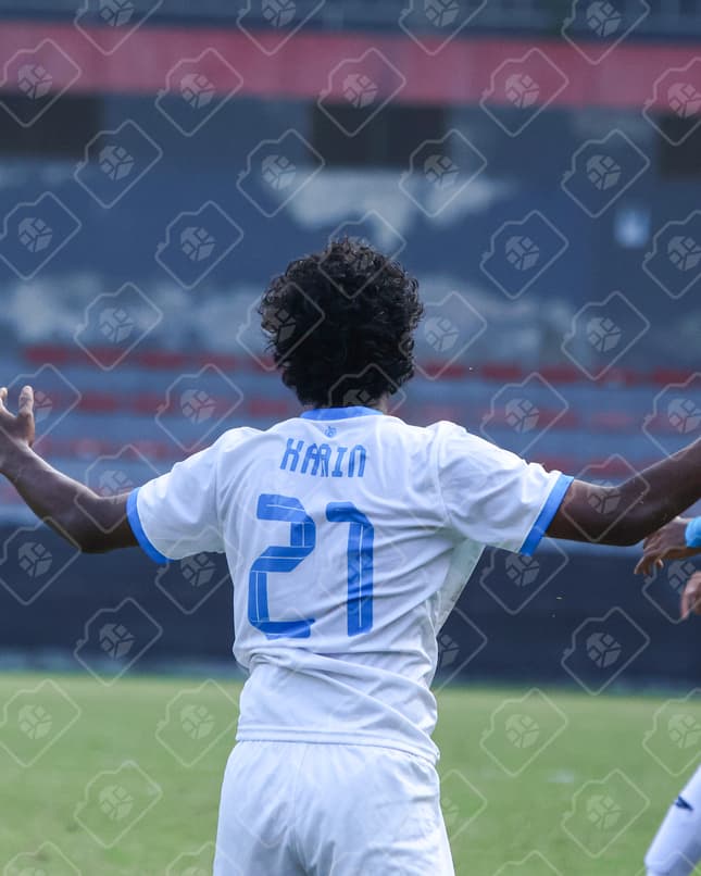 U19 Inter-School M5: CHSE Hulhumale vs Villa — Photo 12