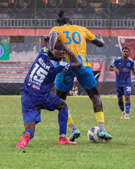 Valencia vs New Radiant — Photo 10