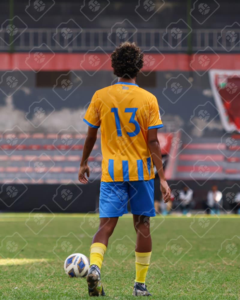 Valencia vs New Radiant — Photo 18